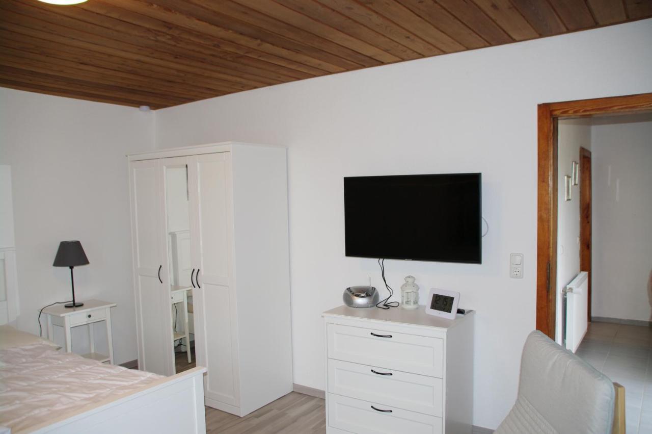 Bungalow Am Forsthaus Stagniess 于克里茨 外观 照片